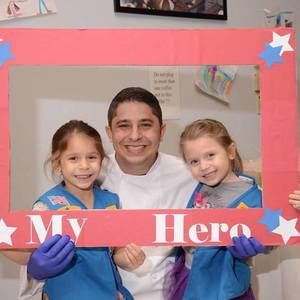 Meet your Posher, Thomas